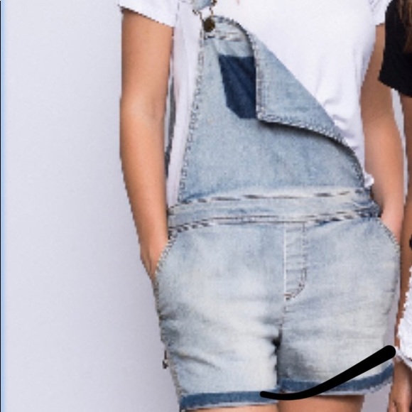 Denim Overalls shorts - Picture 2 of 7